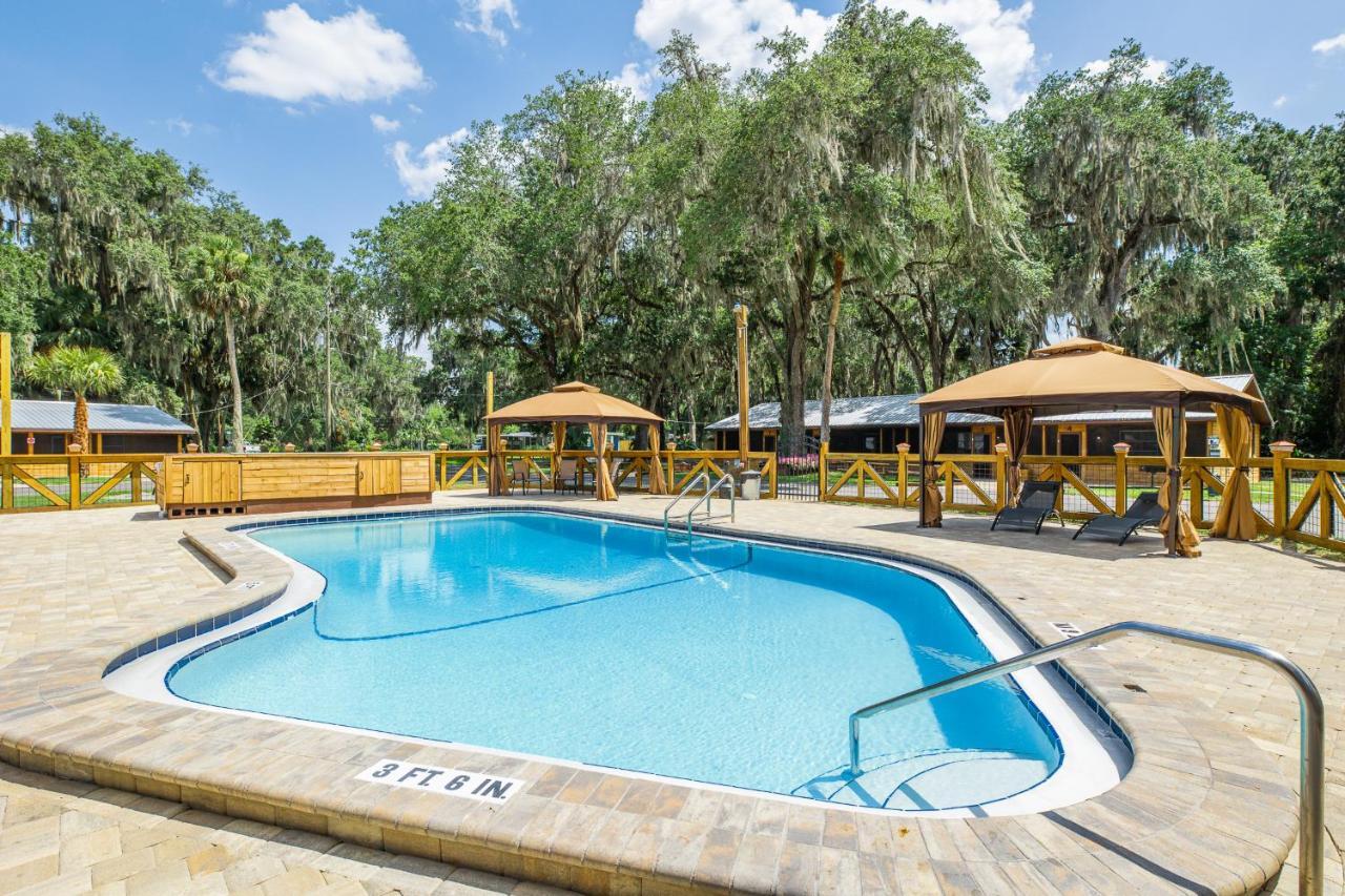 Idlewild Lodge And Rv Park Lake Panasoffkee Exteriör bild